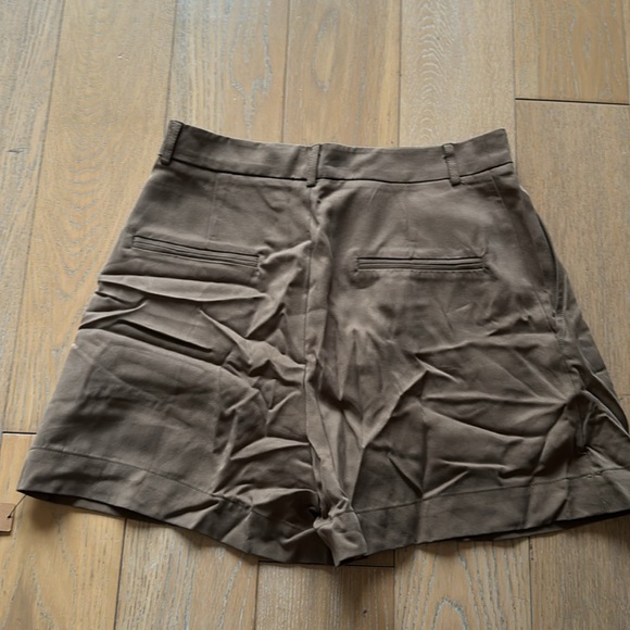 Reformation Mason High-Waist Shorts - Picture 4 of 4